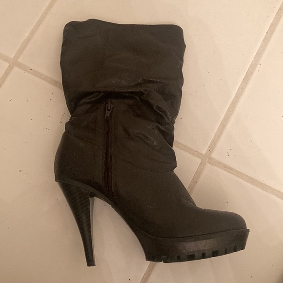 Rocawear High Heeled Boots Woth Gold Brass Snap Buttons & Side Zippers - Picture 10 of 11